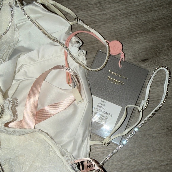 ❤️🔥Firm Price❤️🔥House of CB GRACE Ivory Crystallised Mini Dress - Picture 16 of 16